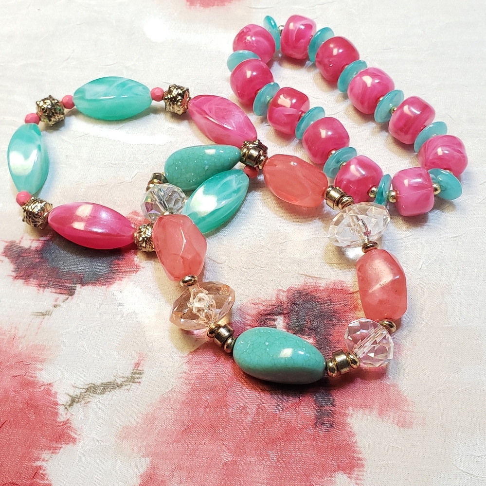 3 pink, turquoise, Gold Toned Bracelet